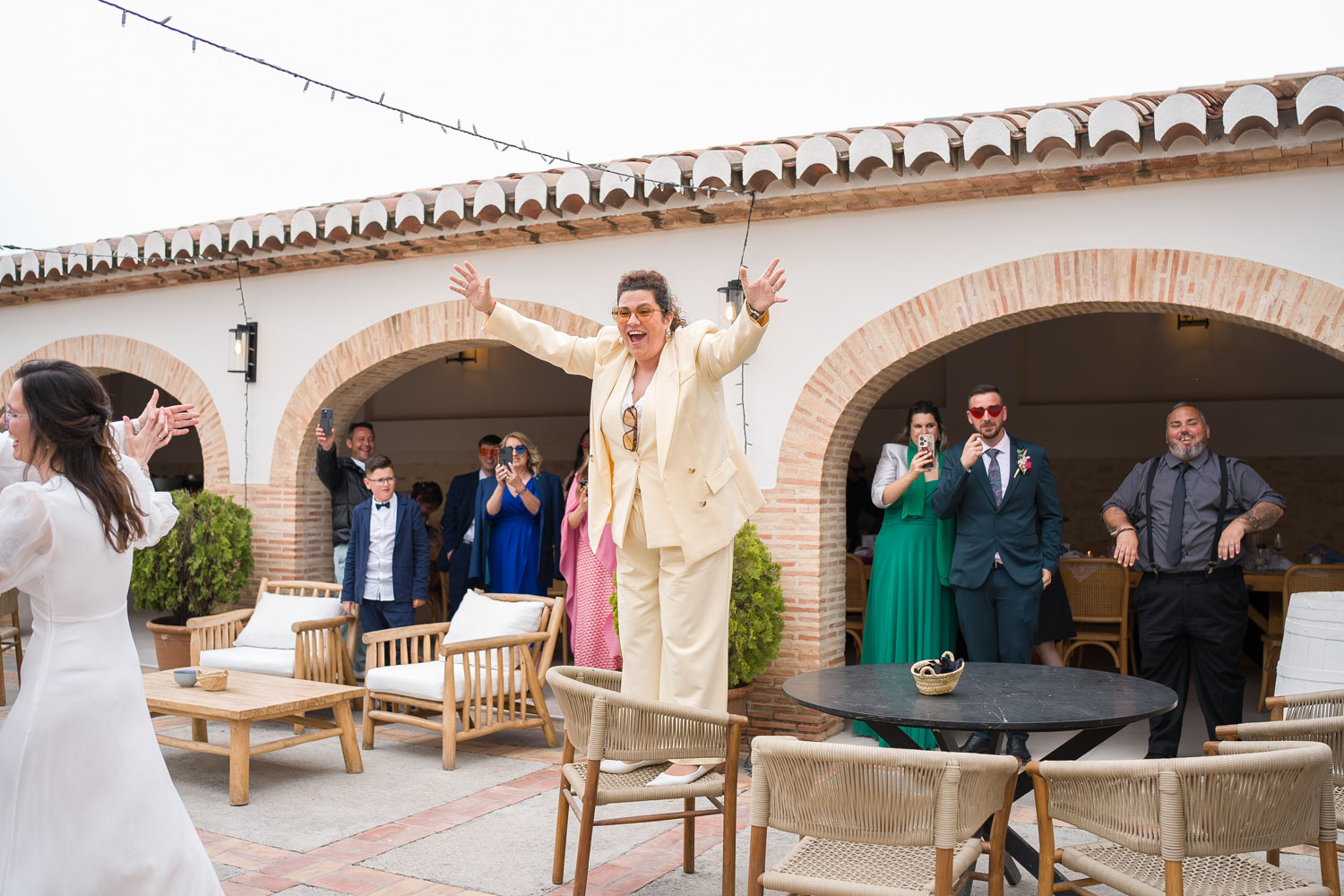fiesta de boda de Saray y Sandra
