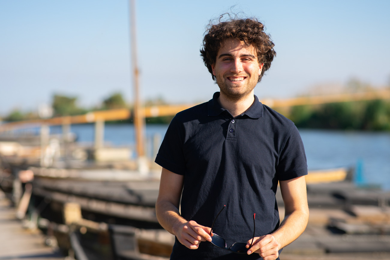 fotografía a chico sonriente
